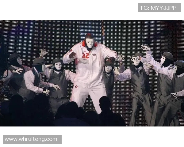 扎克拉文的飞跃之路：从天赋少年到NBA全明星的辉煌历程