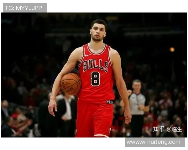 扎克拉文如何在NBA赛场上展现个人风采与团队协作的完美结合